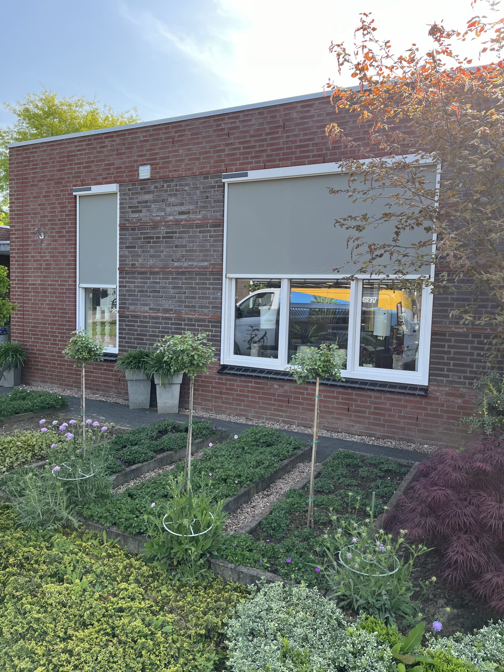 Grijze solar screens in Boxmeer