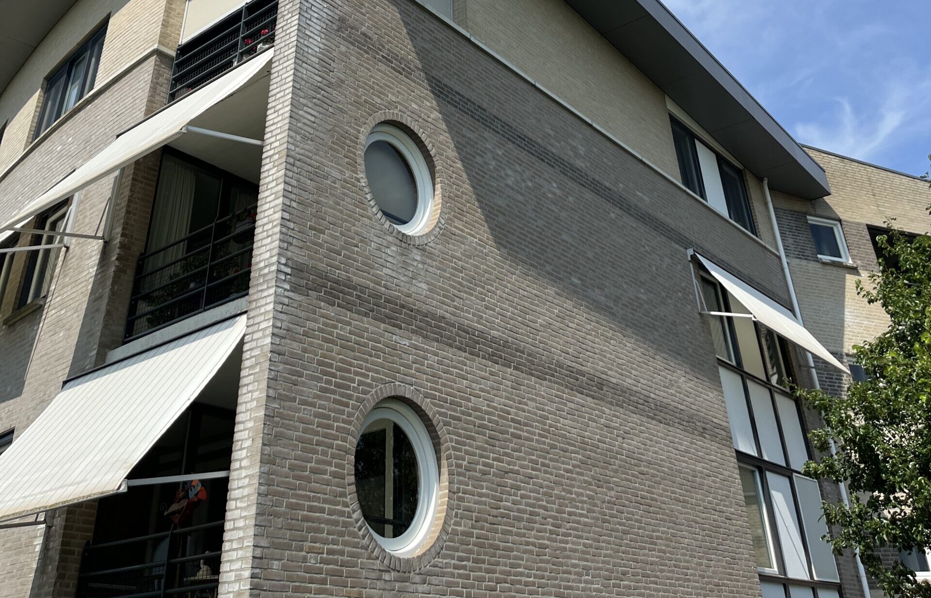 Meerdere uitvalschermen in Venray