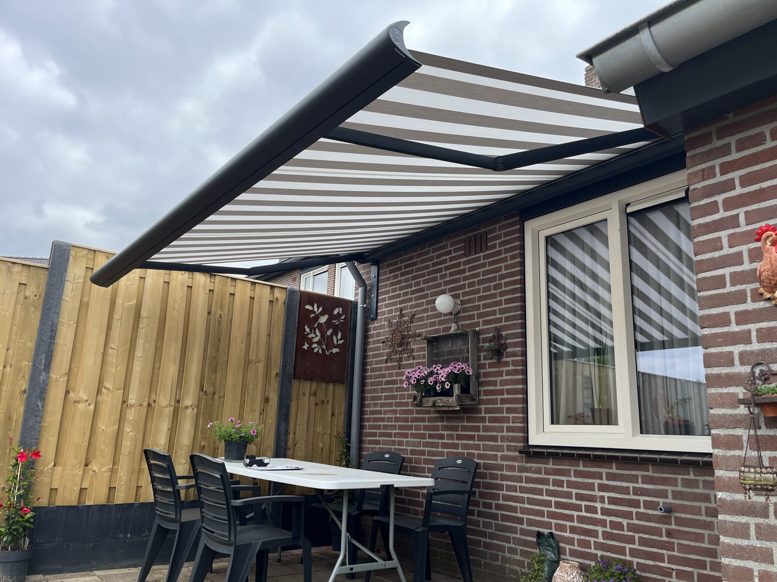 Knikarmscherm Venray