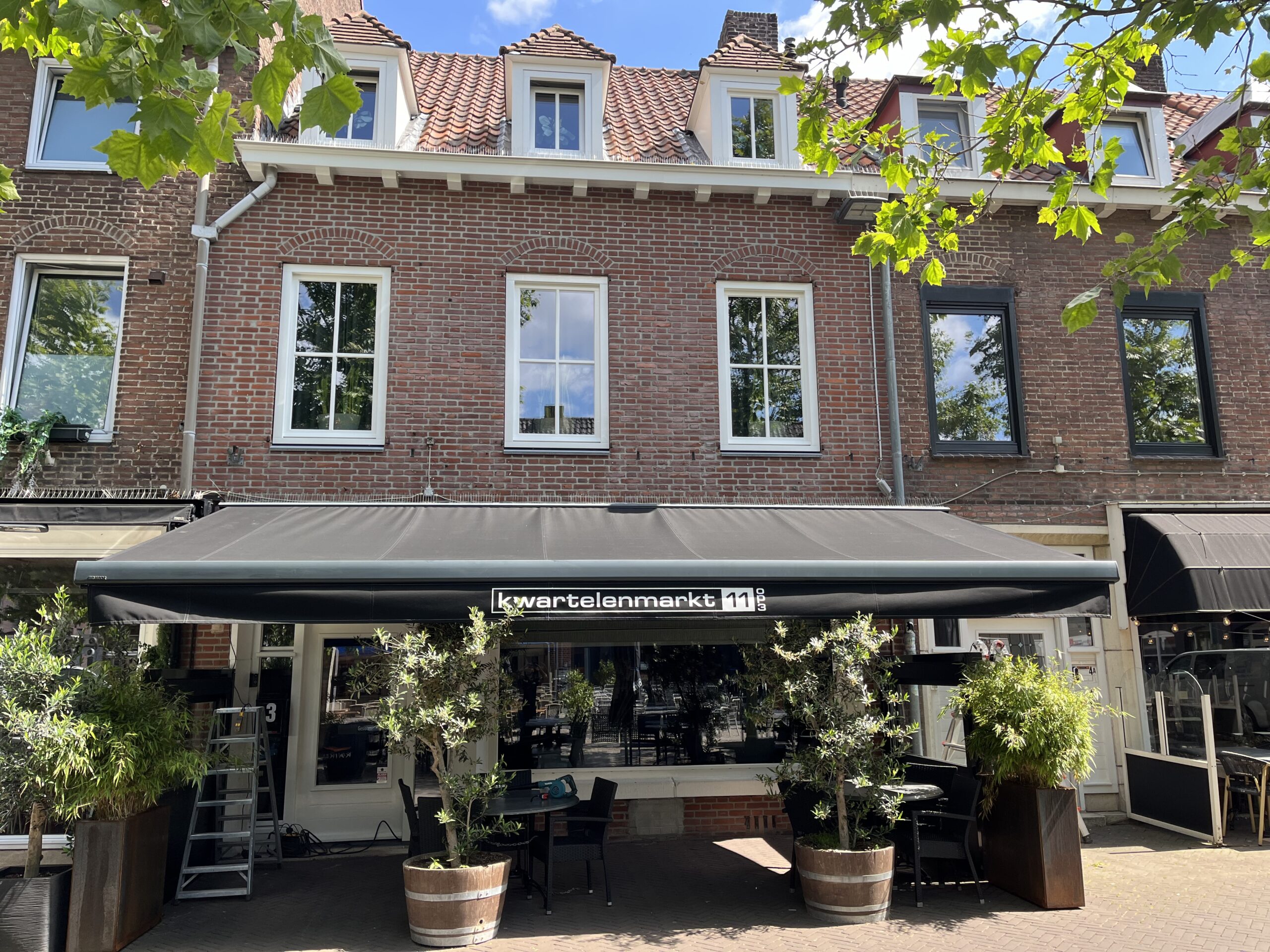 Knikarmscherm in Venlo